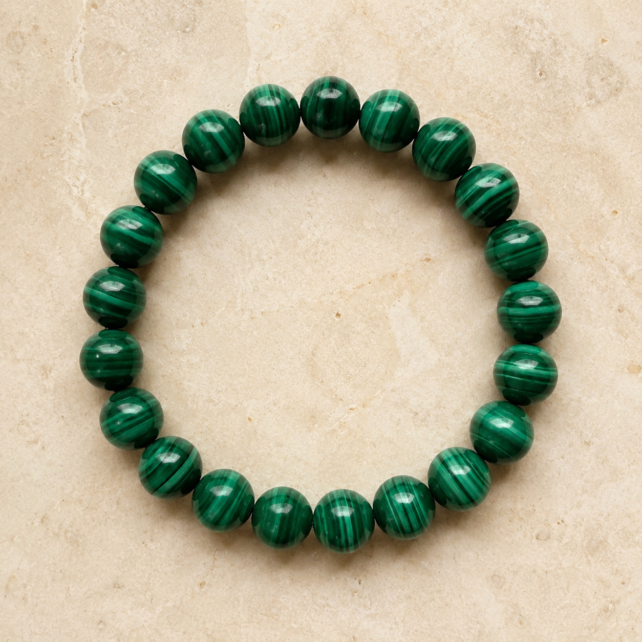 Malachite 8mm bracelet top view Taeshine